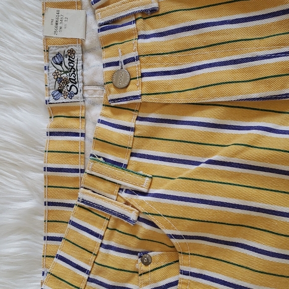 Vintage High Waisted Sasson Yellow Striped Jorts - Picture 3 of 6